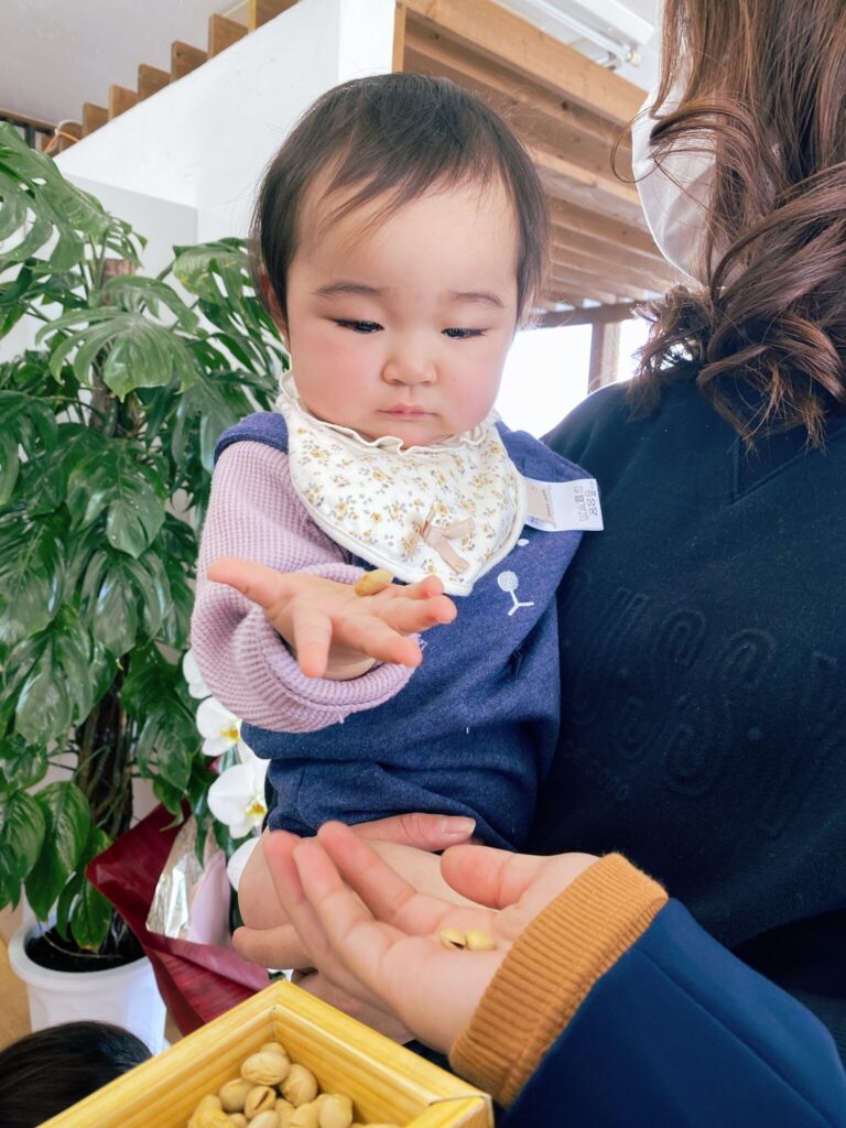 スタッフの赤ちゃんと豆まき｜大分の工務店 SAKAI株式会社 採用情報ブログ