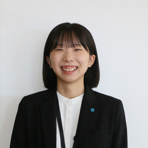 吉田 愛理